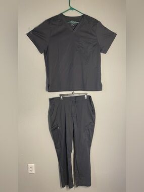 Mens Xl Gray/ Dark Gray Scrubs Set Matrix Mens by Maevn Top & Pants